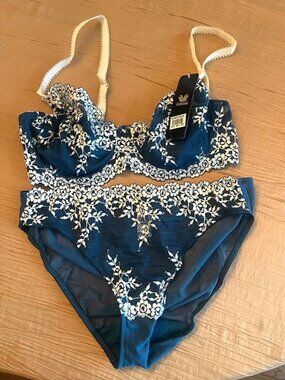 Wacoal Bra (NWT)